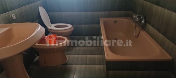 5 rooms Building in Massa Lombarda, Italy No. 14106 7