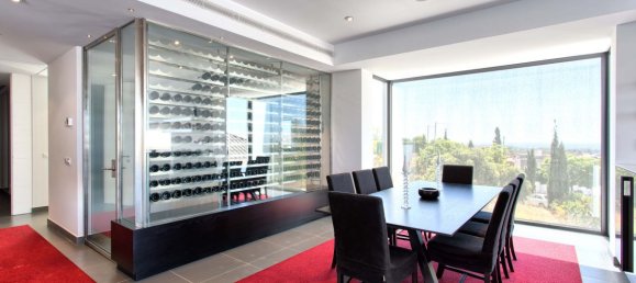 5 bedrooms Villa in Benahavis, Spain No. 2980 18