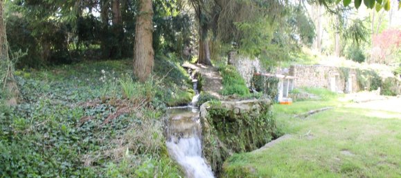 4 bedrooms House in Breval, France No. 187616 7