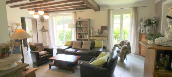 4 bedrooms House in Breval, France No. 187616 12