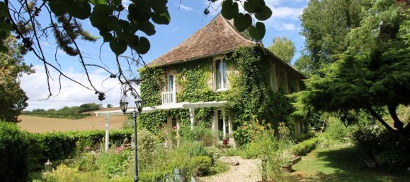 4 bedrooms House in Breval, France No. 187616 3