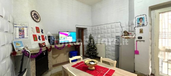 3 Schlafzimmer Haus in Pomigliano d'Arco, Italy, Nr. 18275 5