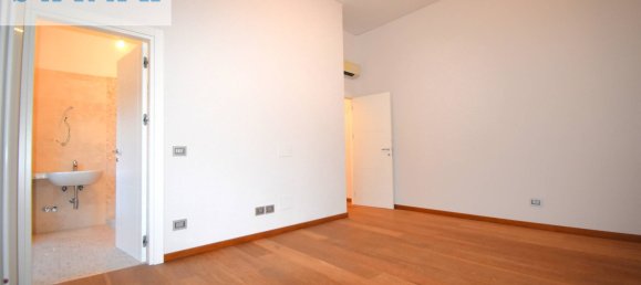 2 Schlafzimmer Wohnung in Viareggio, Italy, Nr. 122392 16