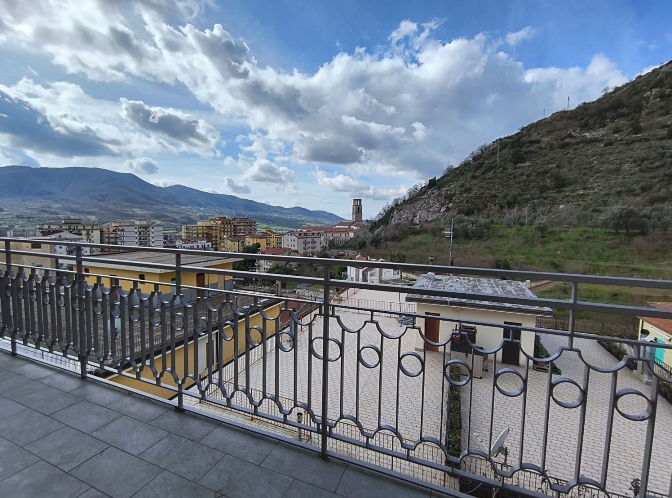 4 bedrooms Apartment in Giffoni Valle Piana, Italy No. 332930
