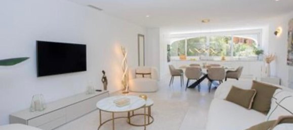 4 bedrooms Townhouse in Marbella, Spain No. 142358 9