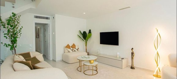 4 bedrooms Townhouse in Marbella, Spain No. 142358 3