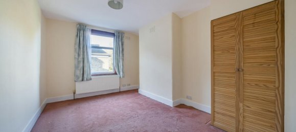 3 bedrooms House in London, United Kingdom No. 7659 12