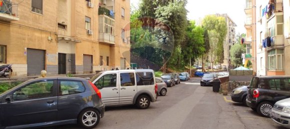 2 bedrooms Apartment in Catania, Italy No. 297674 3