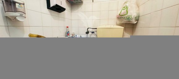 36m² Commercial property in Elvas, Portugal No. 87610 36