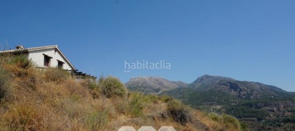 3 bedrooms House in Yunquera, Spain No. 53254 13