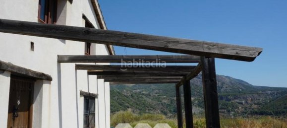 3 bedrooms House in Yunquera, Spain No. 53254 5