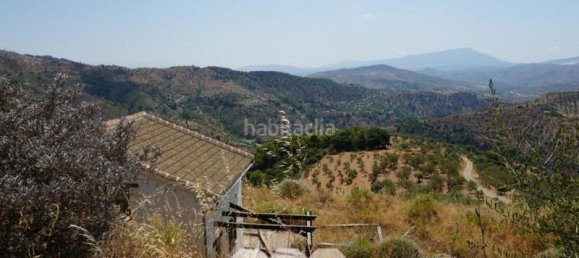 3 bedrooms House in Yunquera, Spain No. 53254 30