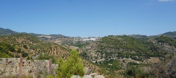 3 bedrooms House in Yunquera, Spain No. 53254 20