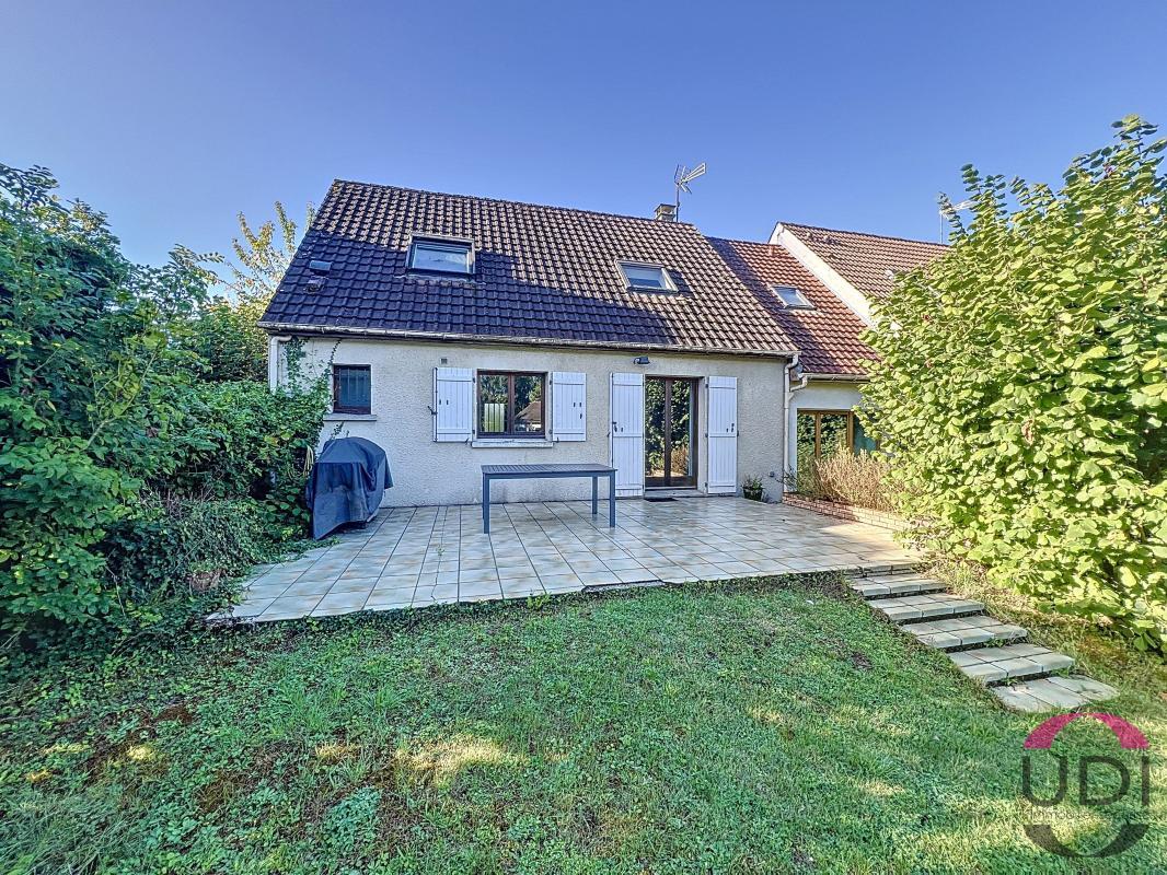 4 chambres Maison à Itteville, France No. 171629