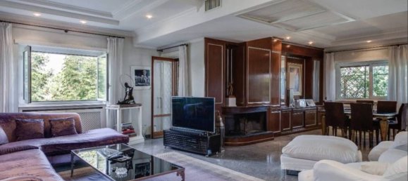 4 bedrooms Apartment in Rome, Italy No. 334943 9