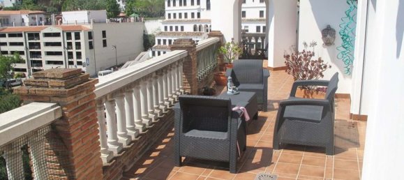 3 bedrooms Penthouse in Mijas, Spain No. 181079 2