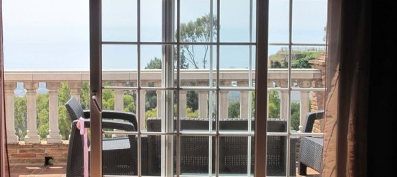 3 bedrooms Penthouse in Mijas, Spain No. 181079 3