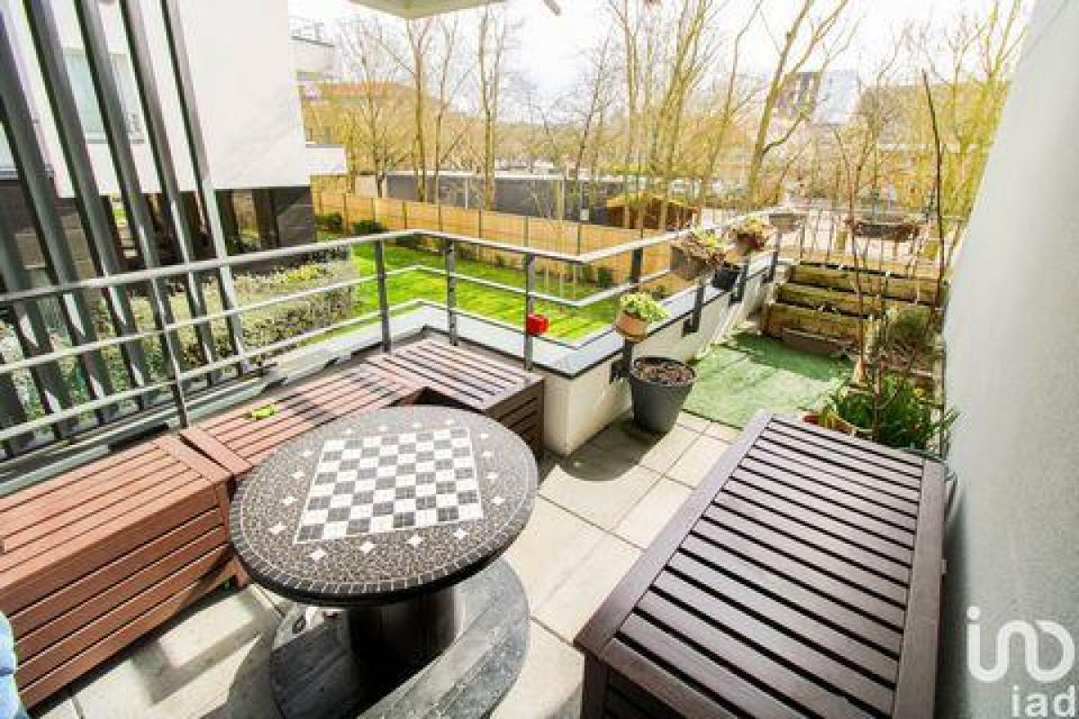 Apartamento com 2 quartos em condomínio em Cergy, France N.º 30282