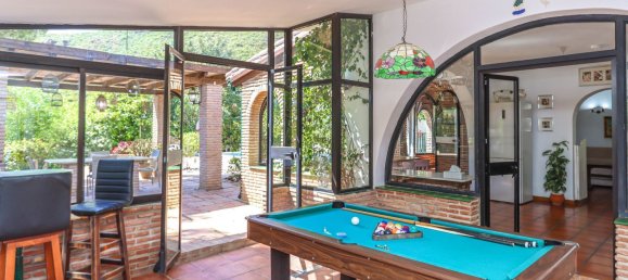 Дом с 7 спальнями в Коин, Испания № 142222 17