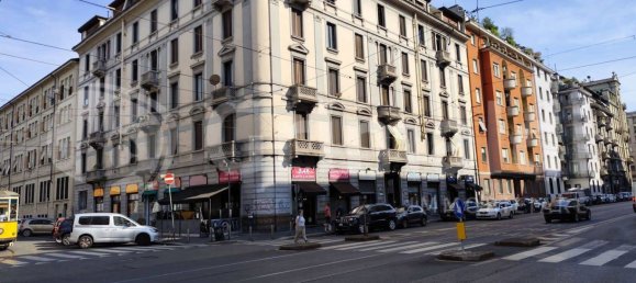 2 bedrooms Apartment in Milan, Italy No. 341937 6