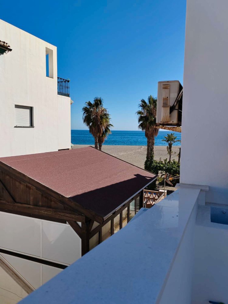 2 bedrooms House in Caleta de Velez, Spain No. 104743