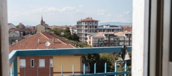 3 chambres Appartement à Carmagnola, Italy No. 316703 6