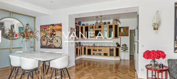 3 bedrooms Apartment in Paris, France No. 164463 4