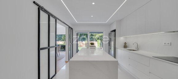 4 غرف نوم منزل في Cascais, Portugal رقم 115703 6