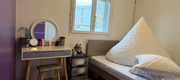 3 bedrooms House in Vitry-le-Francois, France No. 77003 7