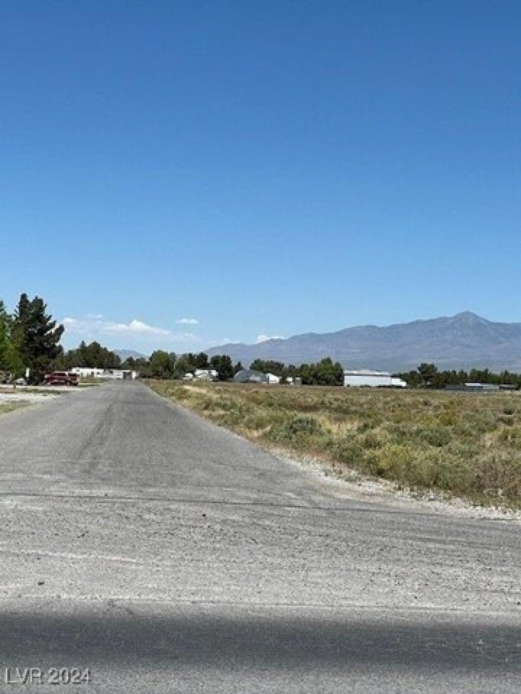  Land in Pahrump, USA No. 484394