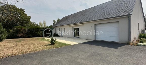 2 bedrooms House in Esvres, France No. 341054 3