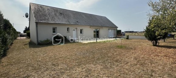 2 bedrooms House in Esvres, France No. 341054 2