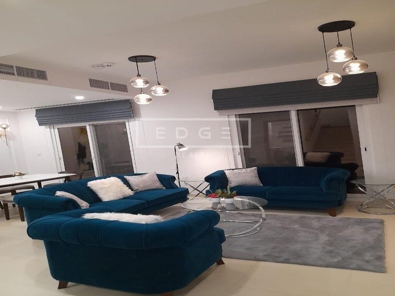 3 bedrooms Villa in Dubai Land, UAE No. 8601