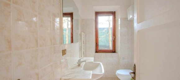 4 rooms Apartment in Massa Marittima, Italy No. 38950 22