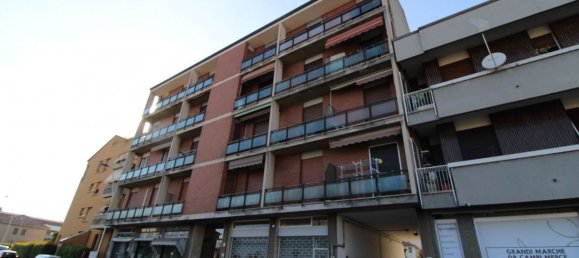 3 bedrooms Apartment in Biassono, Italy No. 364340 24