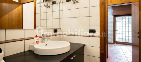 5 bedrooms Villa in Rome, Italy No. 290008 42