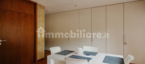 5 bedrooms Villa in Rome, Italy No. 290008 2