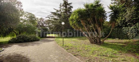 5 bedrooms Villa in Rome, Italy No. 290008 5