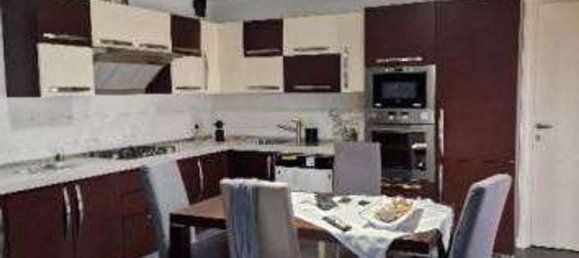 3-salle Appartement à Montorfano, Italy No. 2817 6