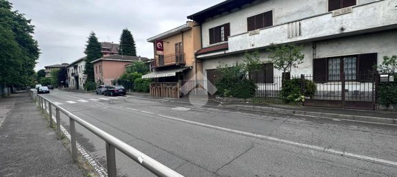 2-Zimmer Gewerbliche Immobilie in Desio, Italy, Nr. 105042 3