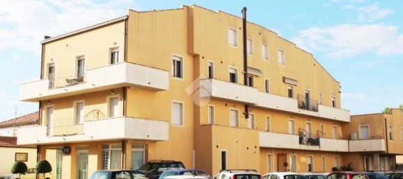 1 bedroom Apartment in Spoleto, Italy No. 92083 3