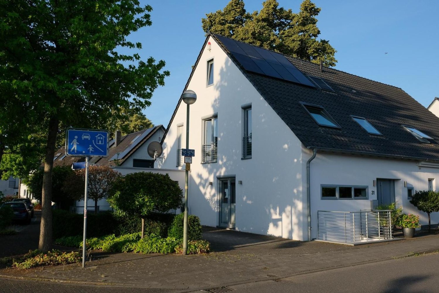 Таунхаус с 3 спальнями в Meerbusch, Германия № 239091