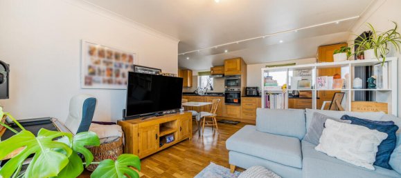 1 bedroom Apartment in London, United Kingdom No. 7608 2