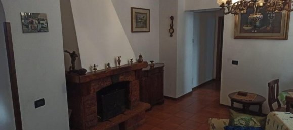 4 rooms Apartment in Massa, Italy No. 168983 10