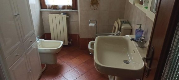 4 rooms Apartment in Massa, Italy No. 168983 18