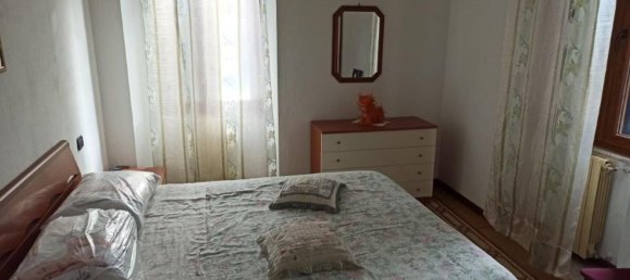 4 rooms Apartment in Massa, Italy No. 168983 25