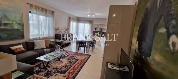 2 bedrooms Apartment in Sliema, Malta No. 8830 2