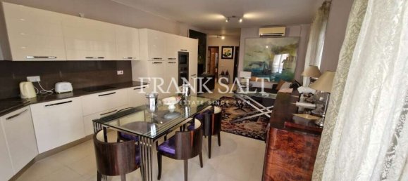 2 bedrooms Apartment in Sliema, Malta No. 8830 4