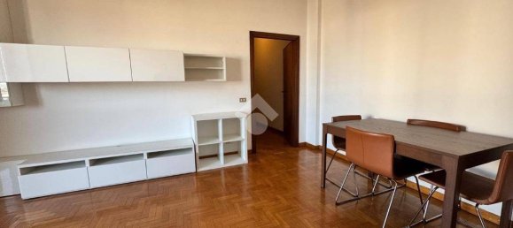 Квартира с 2 спальнями в Монца, Италия № 119955 12