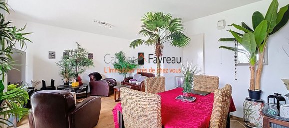 2 bedrooms Apartment in Fresnes, France No. 123201 2